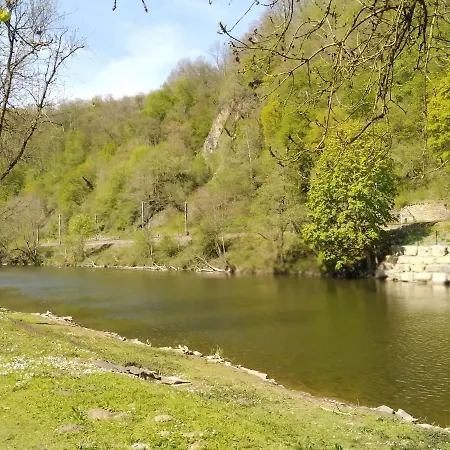 Les Pieds Dans L'ambleve Camping